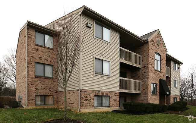 Building Photo - Bent Tree