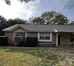Building Photo - 3830 Westheimer Pl Dr