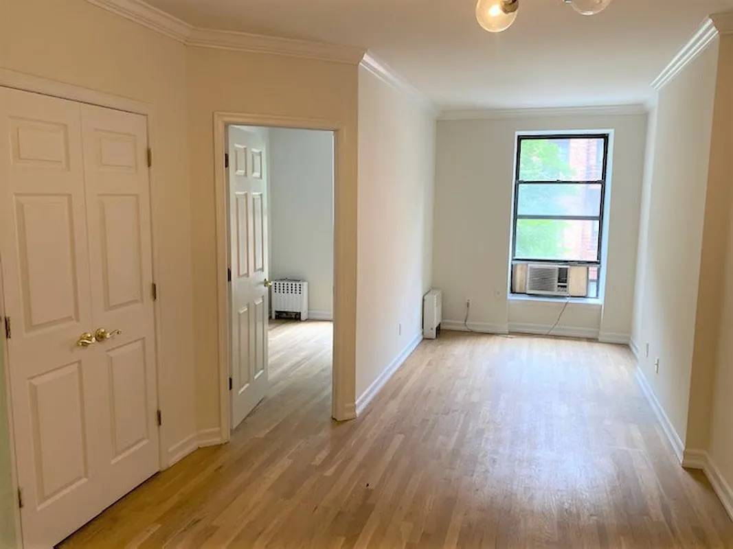 Foto principal - WEST 104 STREET
