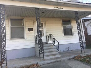 Building Photo - 1331 N Union St