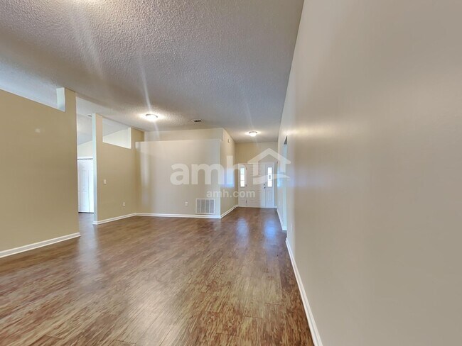 Foto del edificio - 3496 Waterford Oaks Dr