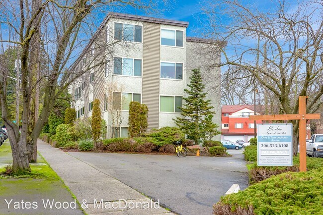Foto del edificio - 1 br, 1 bath Apartment - 5319 24th Ave. N.E.