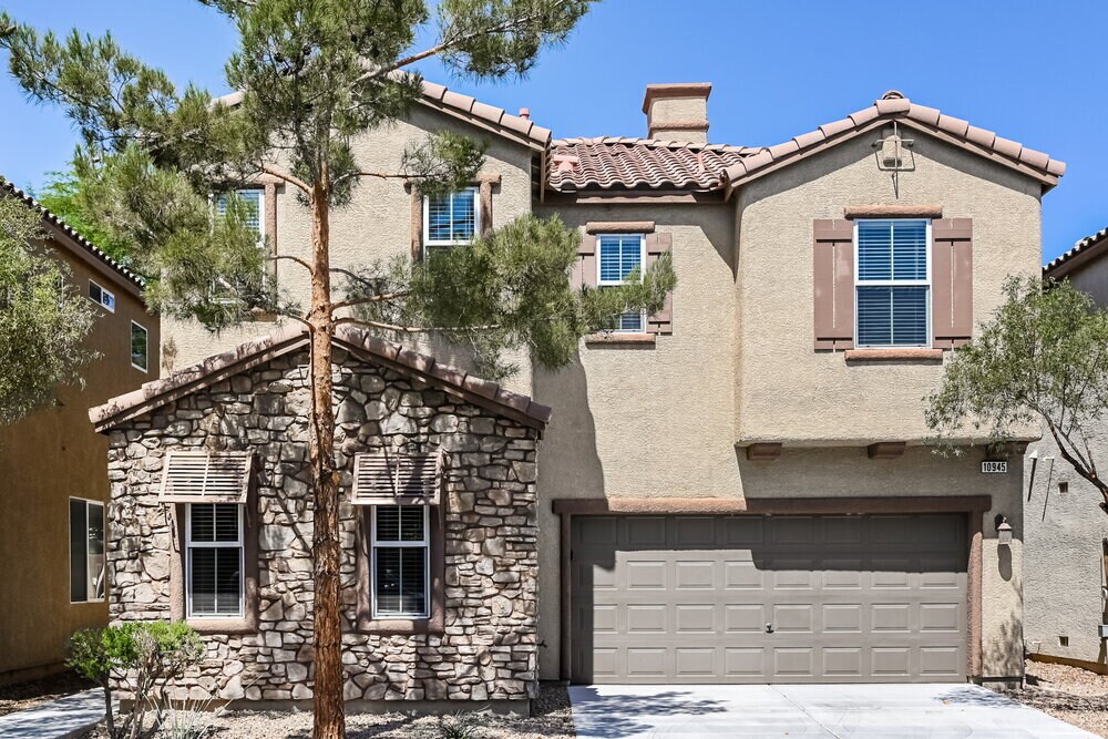 Foto principal - 10945 Florence Hills St