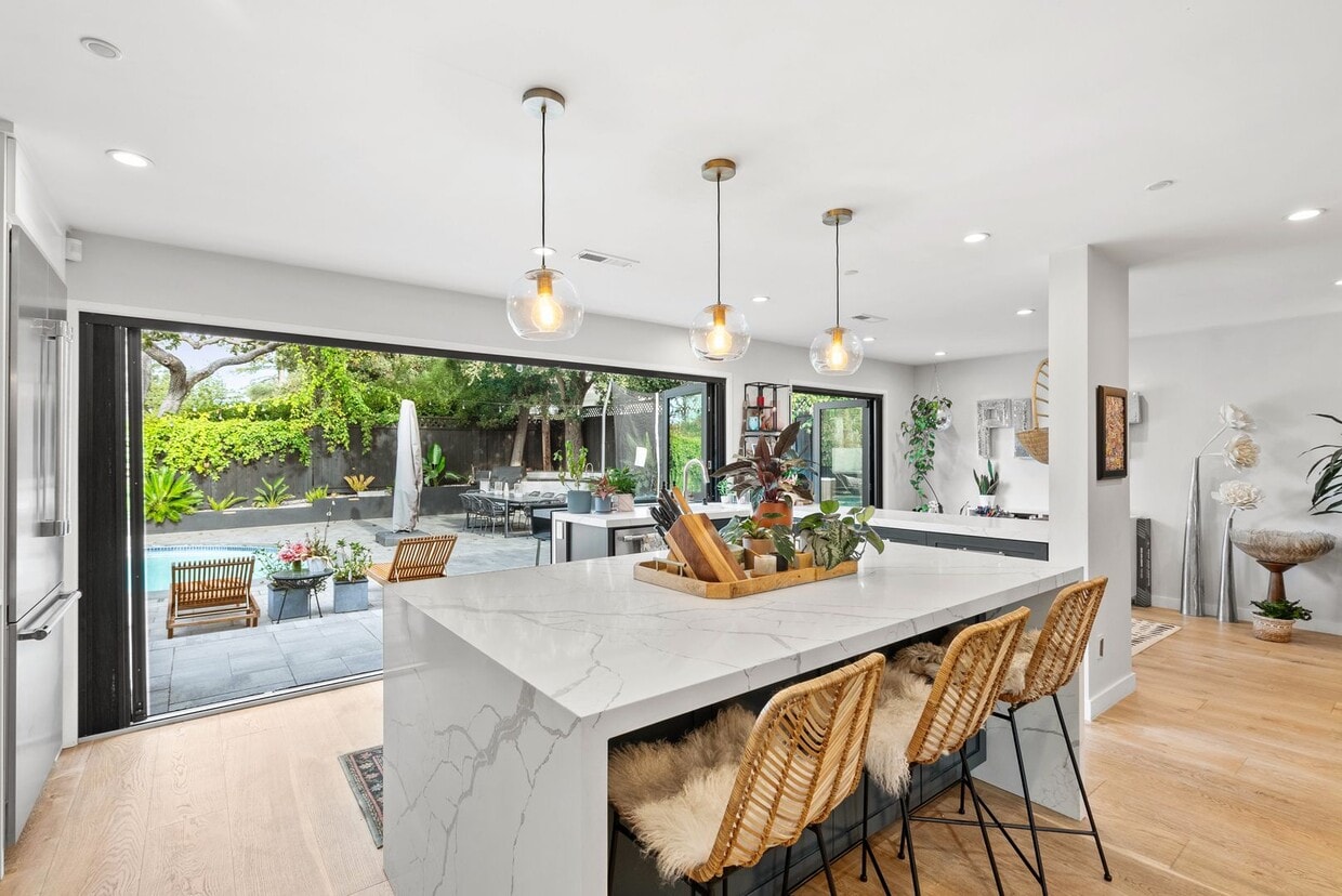 Primary Photo - Designer 4BR Home with Pool and Indoor-Out...