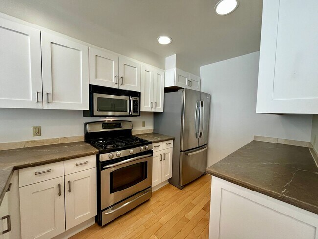 Foto del edificio - Downtown Waterfront Condo at The Harborside