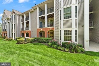 Building Photo - 20453 Chesapeake Square