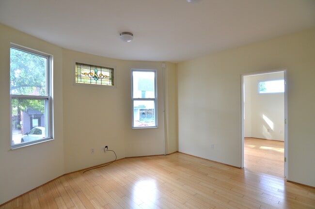 Building Photo - 4213 Brownway Ave