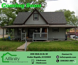 Building Photo - 208 28th St Dr SE