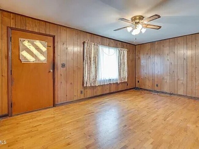 Foto del edificio - One-Level Living in Kingsport with Screened Porch & Large Yard