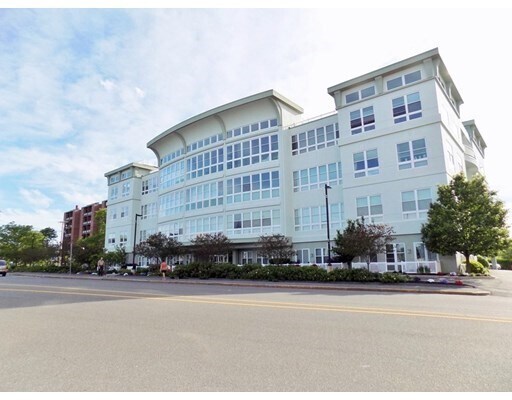 Building Photo - 10 Ocean Ave