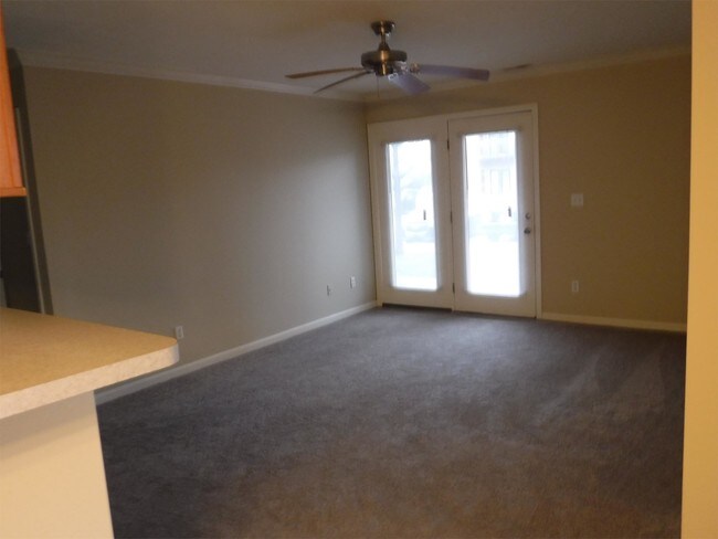 Foto del edificio - 2317 N Broadway St