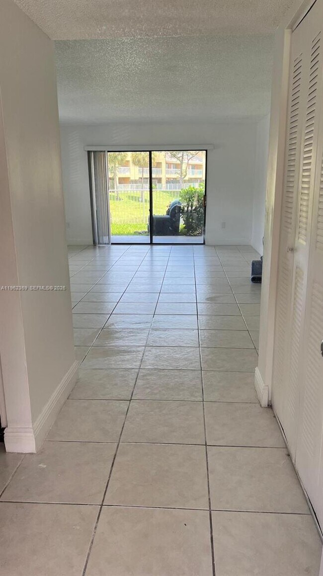 Building Photo - 5200 NW 31st Ave