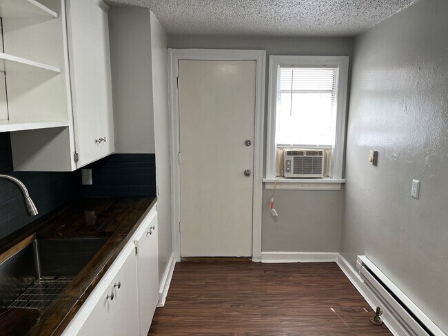 Foto del edificio - 3400 NW 15th St