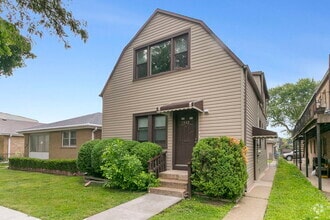 Building Photo - 1342 Circle Ave