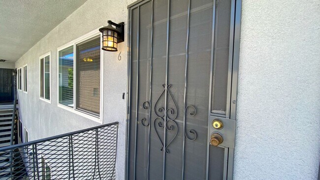 Foto del edificio - RE Robinson