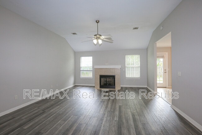 Foto del edificio - 3711 SW Hansom Loop
