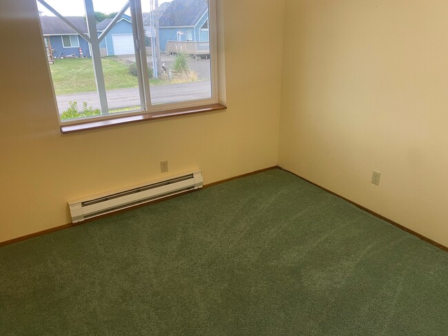 Foto del edificio - 934 Starfish Ct SW