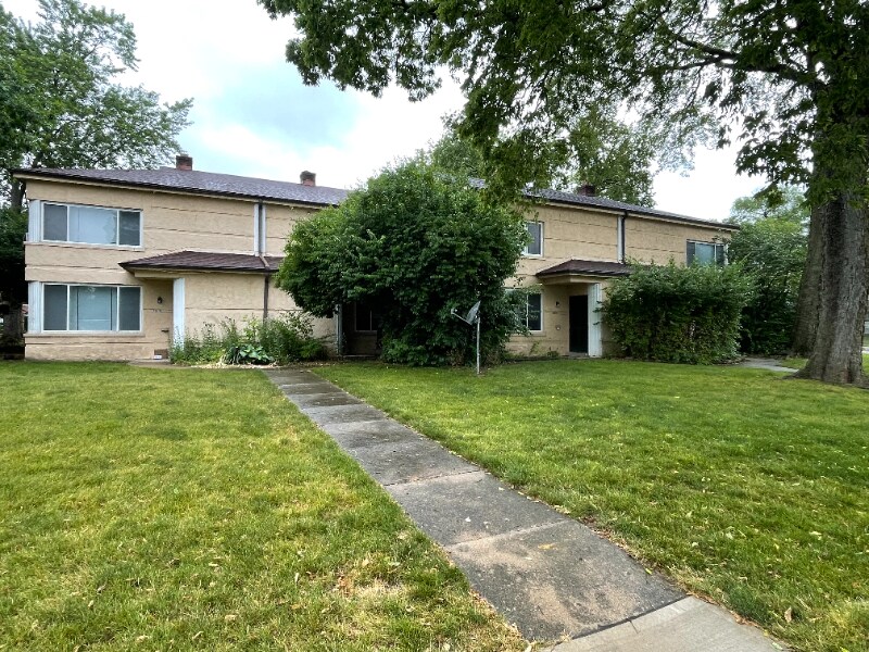 1597 Meadow Rd, Columbus, OH 43212 Apartment for Rent in Columbus, OH