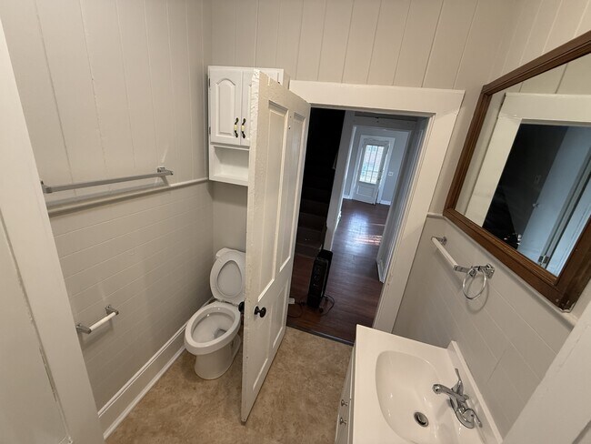 Foto del edificio - 301 N 7th St