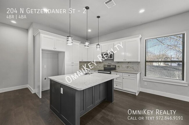 Photo - 204 N Getzendaner St-2 Apartment