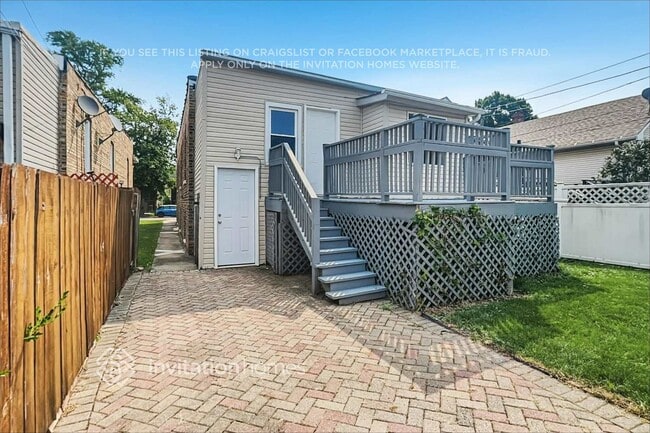 Building Photo - 1302 Elmwood Ave
