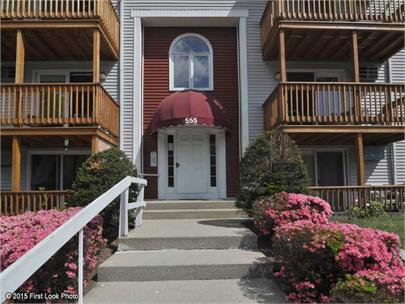 Foto del edificio - 555 Diamond Hill Rd