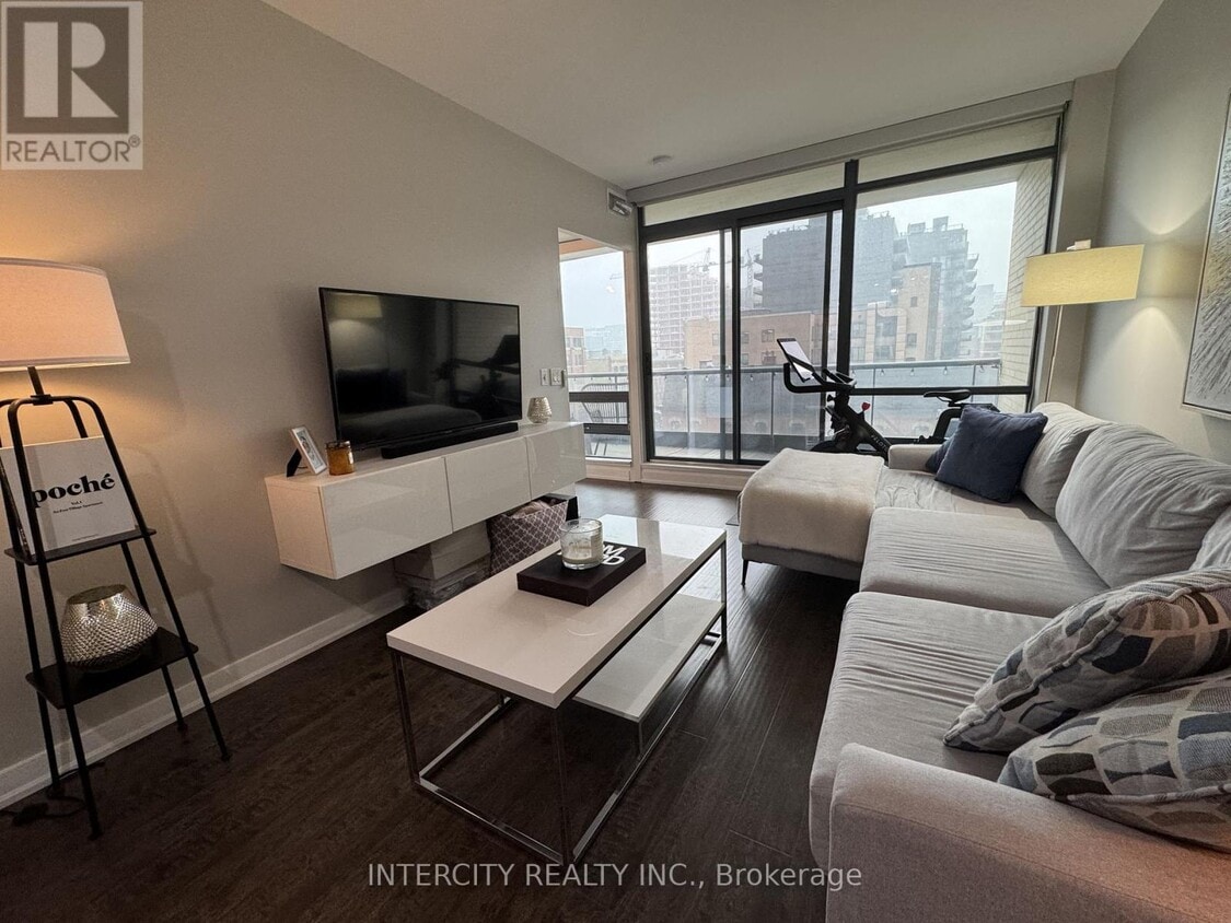 Photo principale - 438-438 King St W
