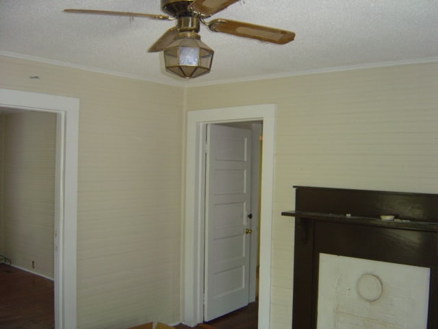Building Photo - UNCG area 2 BR