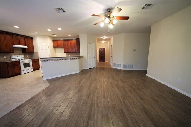 Foto del edificio - 9612 Castle Pines Dr