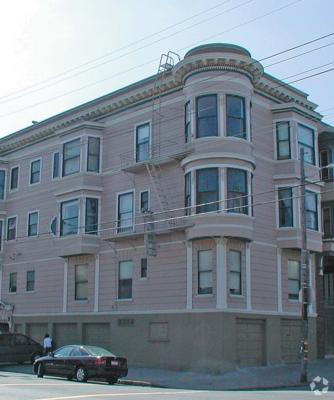 Building Photo - 1591 Page
