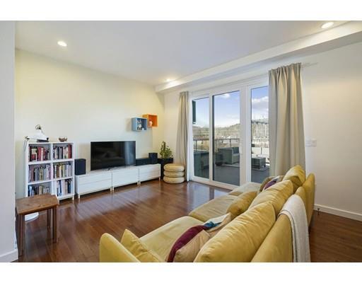 Building Photo - 143-171 Hyde Park Ave
