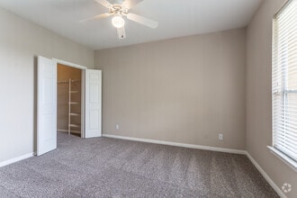 1BR, 1BA - 749SF - Breakers at Windmill Lakes