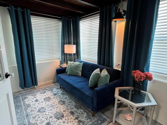 Foto del edificio - 4108 Garden Ave