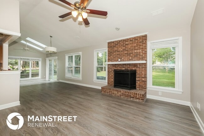 Foto del edificio - 2614 Kilmarnock Ct