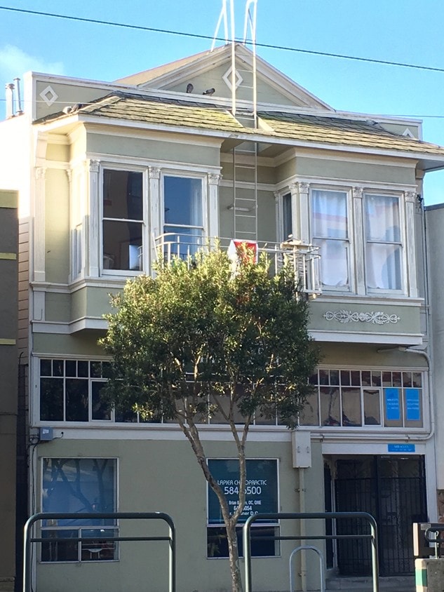 Primary Photo - 1831 Ocean Ave