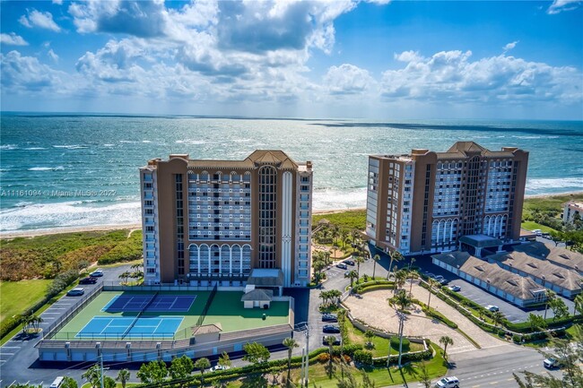 Building Photo - 4180 N Hwy A1A