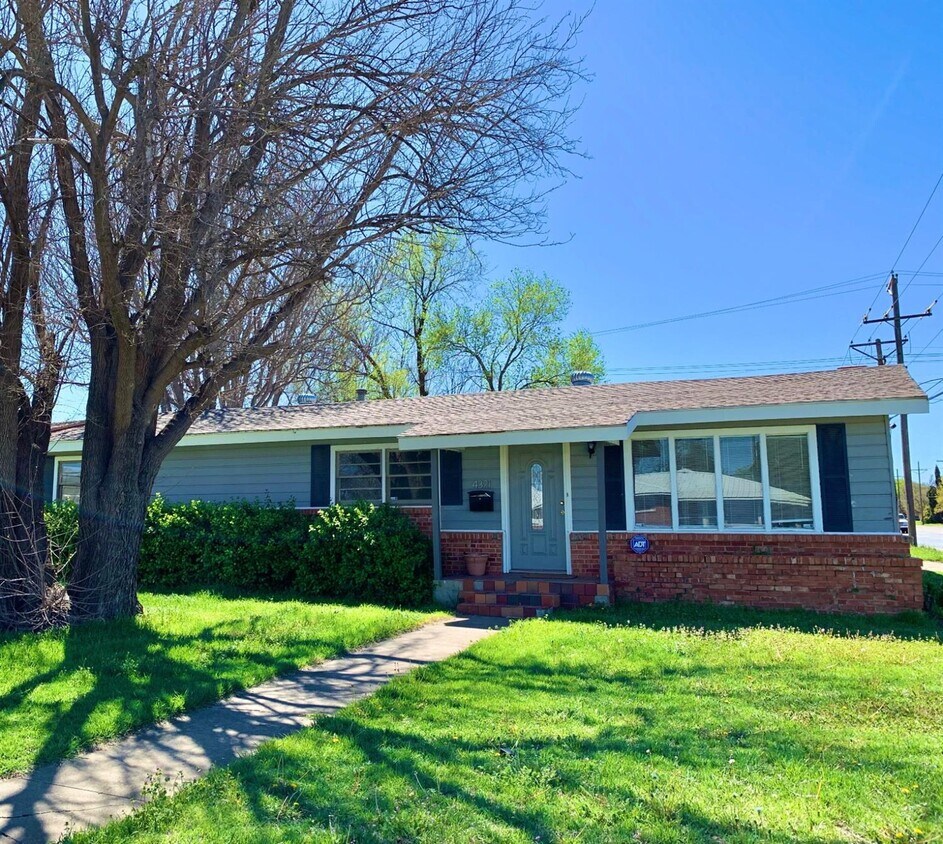 4321 43rd St, Lubbock, TX 79413 House Rental in Lubbock, TX
