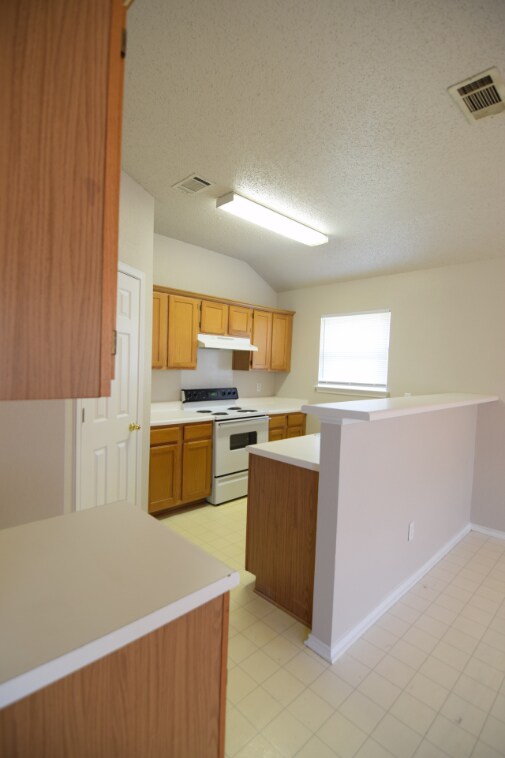 Building Photo - 3303 Dorothy Jane Dr