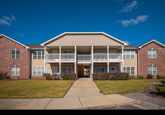 Building Photo - 4429 Jay Bird Cir