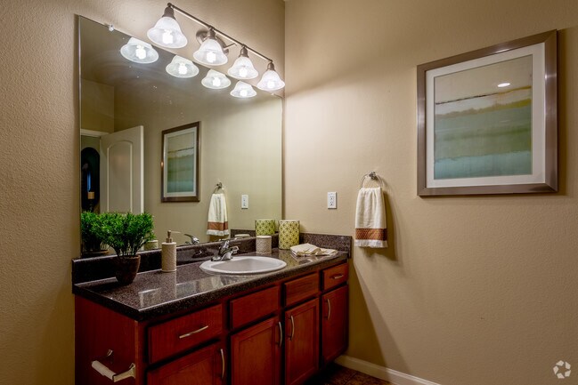 2BR,2BA - Avalon Apartments