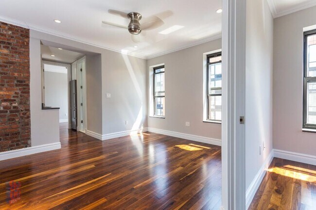 Foto del edificio - 1590 Lexington Ave