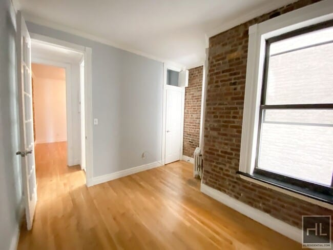 Building Photo - East 18th Street