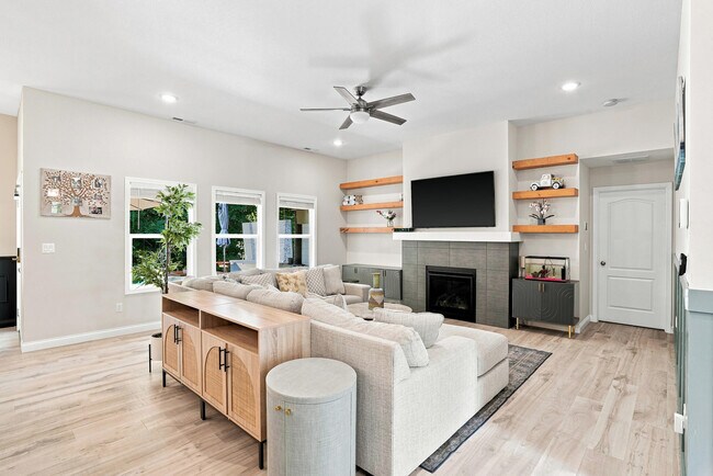 Building Photo - 2404 Baxley Dr