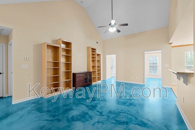 Foto del edificio - 811 Oshields Ct