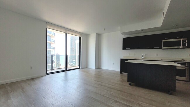 Foto del edificio - 55 SW 9th St