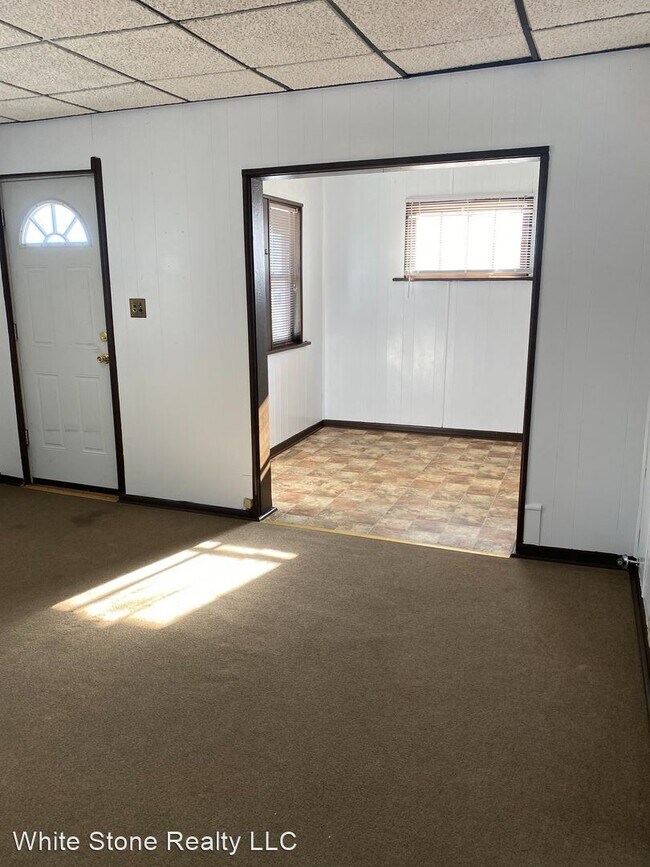 208 1st St, Rawlins, WY 82301 House Rental in Rawlins, WY