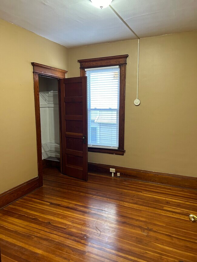 Foto del edificio - 123 N Lowell Ave