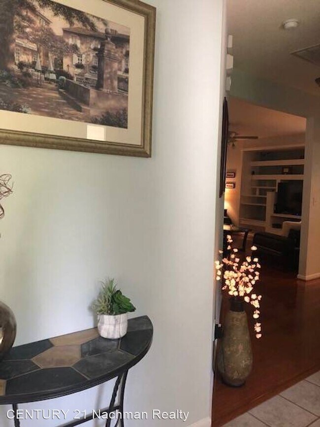 Foto del edificio - 5 br, 3.5 bath House - 200 Robin Hood Drive