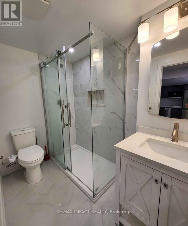 Building Photo - 127 Gillett Dr