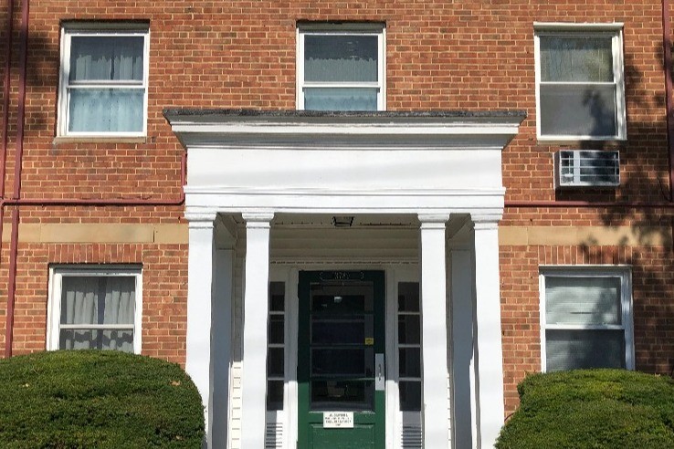 Primary Photo - 13789 Cedar Rd